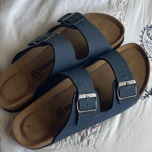 Cushion Walk Women's Navy Sandals